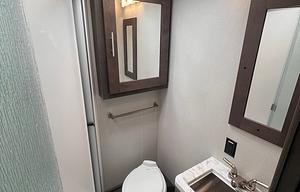 Luxury Class A GT5 2 Full Bathrooms