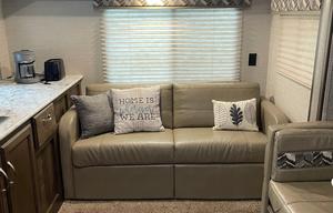 Homey Away From Home - Family Friendly and Cozy