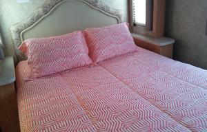 "Life is Good" Xtra clean & Xtra roomy....Enjoy!!!
