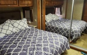 2008 monaco knight coach 40DFT