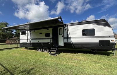 2022 Keystone RV Hideout 32LBH