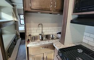 "Apollo" The Family Friendly Redhawk (sleeps 8)