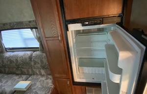 2010 Jayco Jay Feather EXP 213 (Very clean camper)