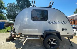 The Teardrop Adventurer – Compact Comfort Explorer