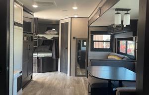 2022 Jayco Jay Flight 28BHS RV rental photo 3