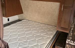 Spacious 28’ Camper – Perfect Family Getaway!