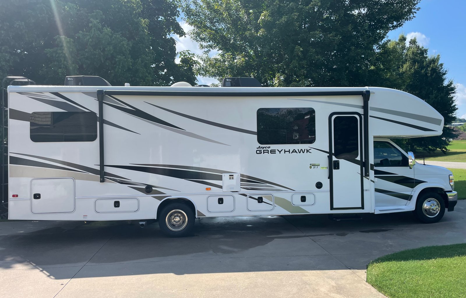 BRAND NEW Jayco Greyhawk 31F Luxury Motorhome