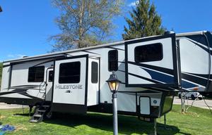 The Heartland Milestone Mid-Bunk 5th Wheel