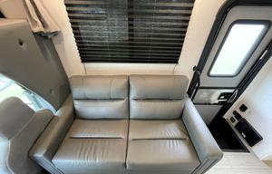 2022 East to West Entrada 2700NS