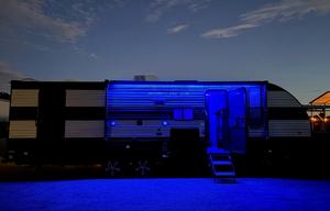 Luxury  Greywolf 26DBH Travel Trailer w/fireplace