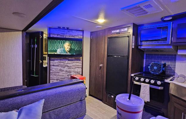 2020 Forest River RV Cherokee Grey Wolf 29TE RV rental photo 1