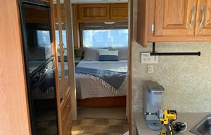 2007 Four Winds RV Hurricane 31D