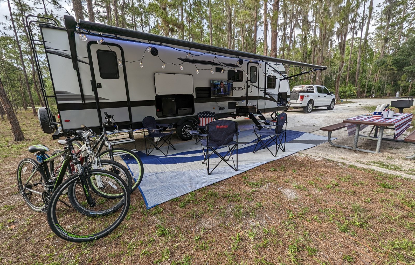 Disney and Beach Ready! 33' Jayco-Bunkhouse Slps 8