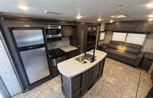 Sleeps 6 - Highland Ridge Light Spacious Trailer