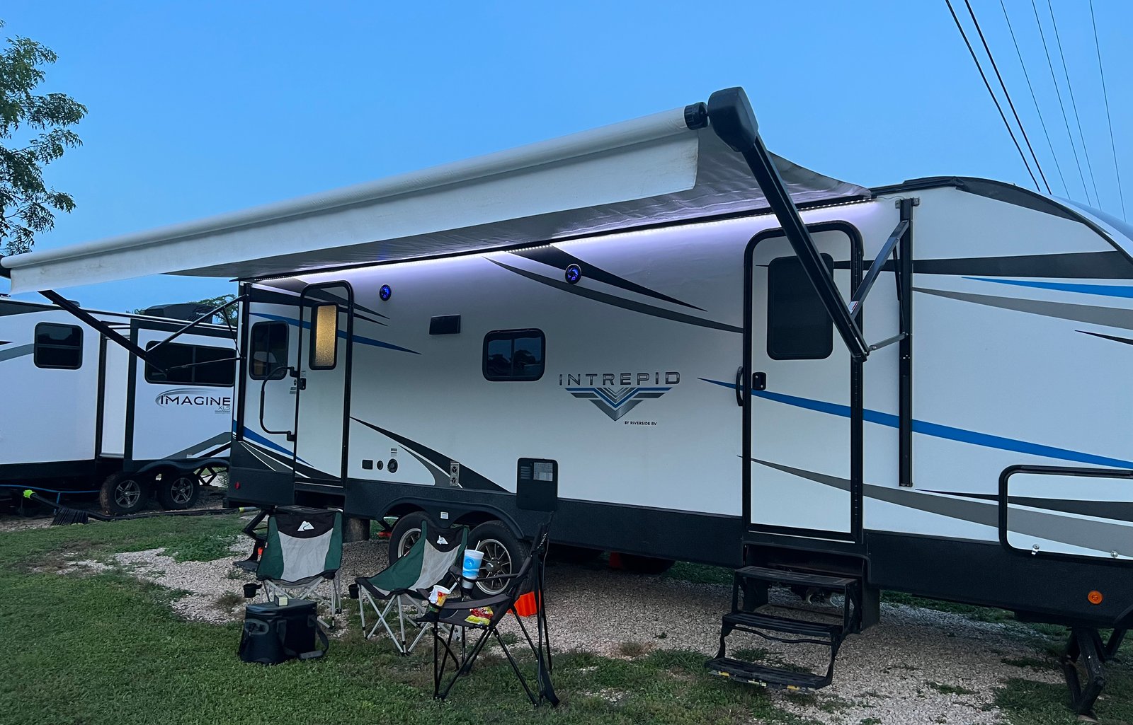 Rubén and Myra’s Rv