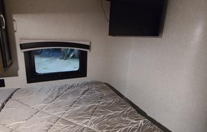 2020 Jayco White Hawk 32BHS RV rental photo 17