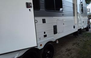 2026 Wildwood 300ICE RV rental photo 1