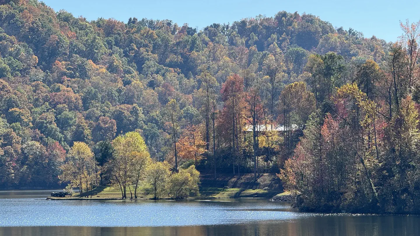Dewey Lake Campground Shoreline Sites