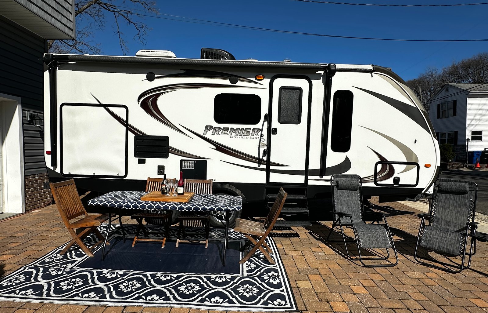 Rolling Retreat Mini 22