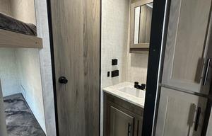 2022 Gulf Stream RV Kingsport Ultra Lite 248BH