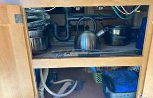 Large Camper - Vacation Ready/Full of Amenities