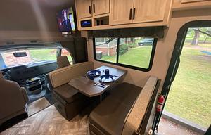 2021 SUNSEEKER CLASS C