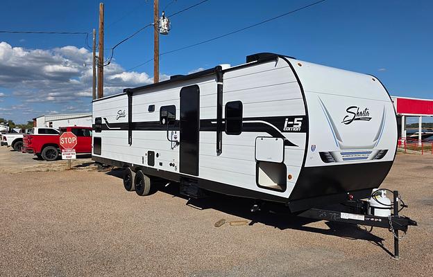 Spacious Shasta I-5–Sleeps 10 | Triple A/C & Bunks