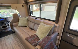 2024 Thor Motor Coach - Coleman 32CM