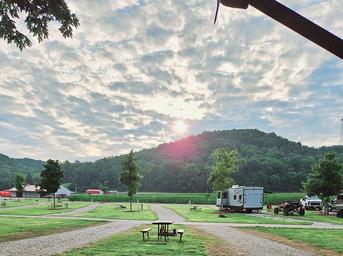 Huzzah Valley Resort
