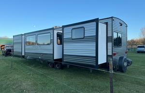 2020 Forest River RV Salem 33TS