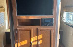 2015 Salem 26TBUD RV rental photo 10