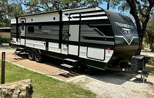 Bunkhouse - Master Suite - Delivery Available