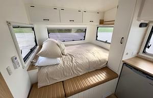 Volkswagen Bus RetroRV "Kate"