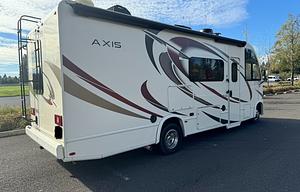 2018 Thor Axis Class A | UNLIMITED MILES  SLEEPS 6