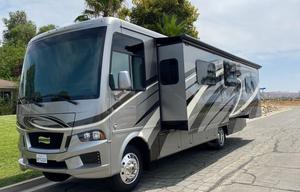 2019 Newmar Bay Star 3124