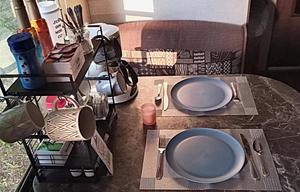 "Sweet Escape" Spacious 10-Person RV - Festivals