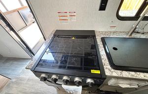 2026 Sunset Park RV Sun-Lite 21BH RV rental photo 16