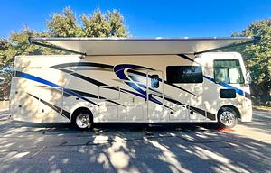 Get Out of Town 2022 Thor Windsport 34J