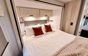 Family&Pet Friendly - 2024 Forest River SUNSEEKER