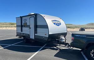 Lightweight trailer perfect for family getaway!