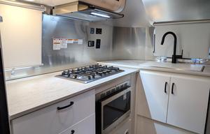 2023 Caravel 20FB RV rental photo 7