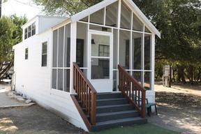 Rio Bonito RV Park and Cabin