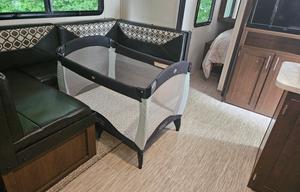 2019 Prime Time RV Tracer Breeze 24DBS
