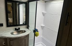 2021 Salem Hemisphere 378FL RV rental photo 6