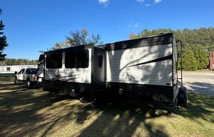 Keystone Hideout 29DFS Bunkhouse
