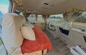 Rainforest Roamer - Cozy Cabin On Wheels