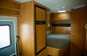 FAMILY APPROVED - 2018 Winnebago Minnie Winnie 25B