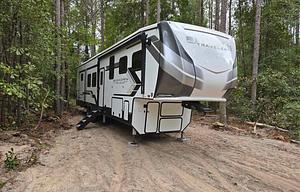 2024 Heartland Bighorn Traveler 5th Wheel