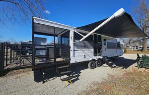 Bunkhouse with a Patio!