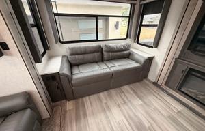 2021 Winnebago Voyager 3134RL RV rental photo 13